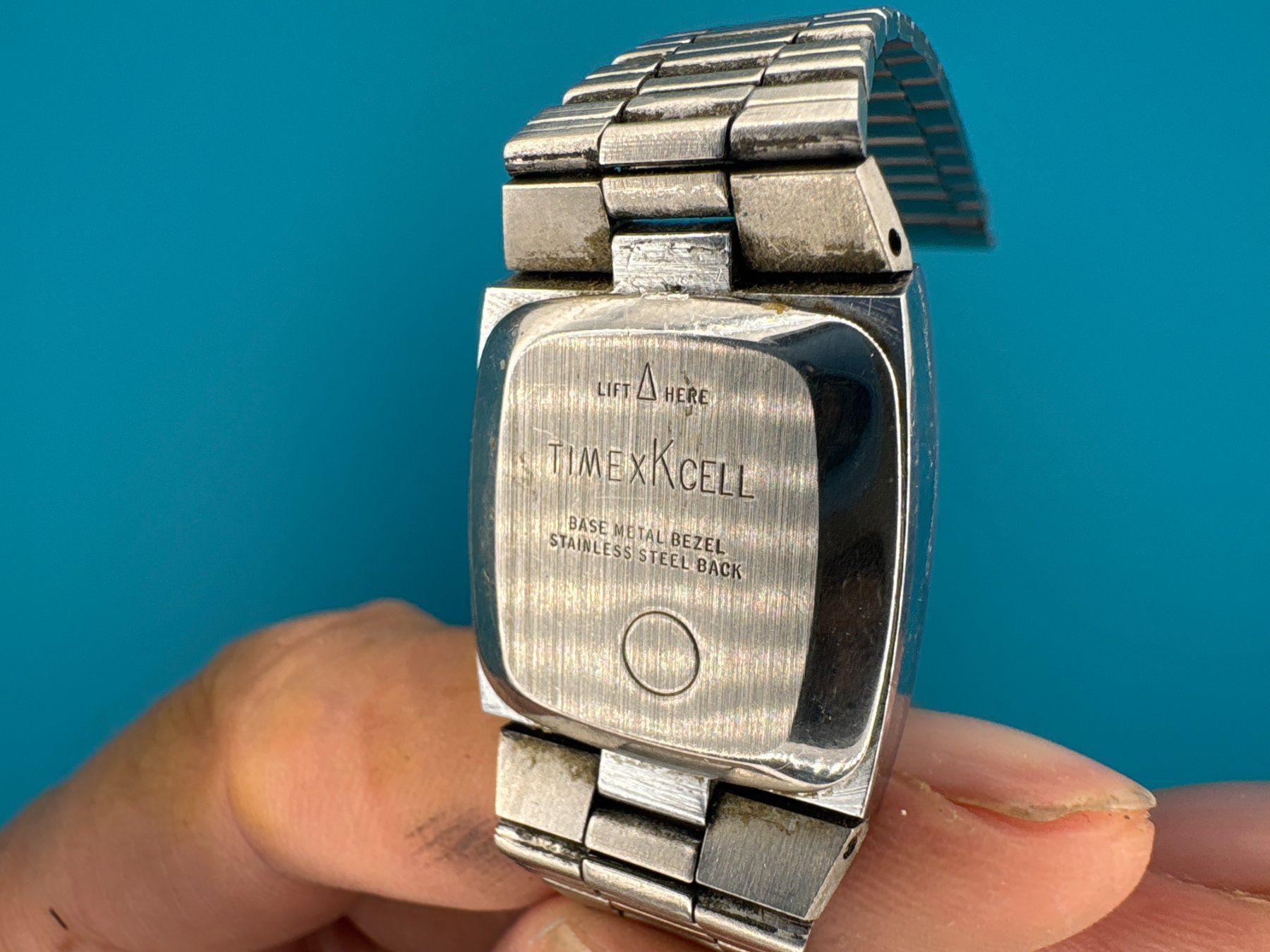 Timex Montres: Klassische, schlichte Vintage Timex Quarzuhr – D'occasion à Elgg par Jo_Naj 5