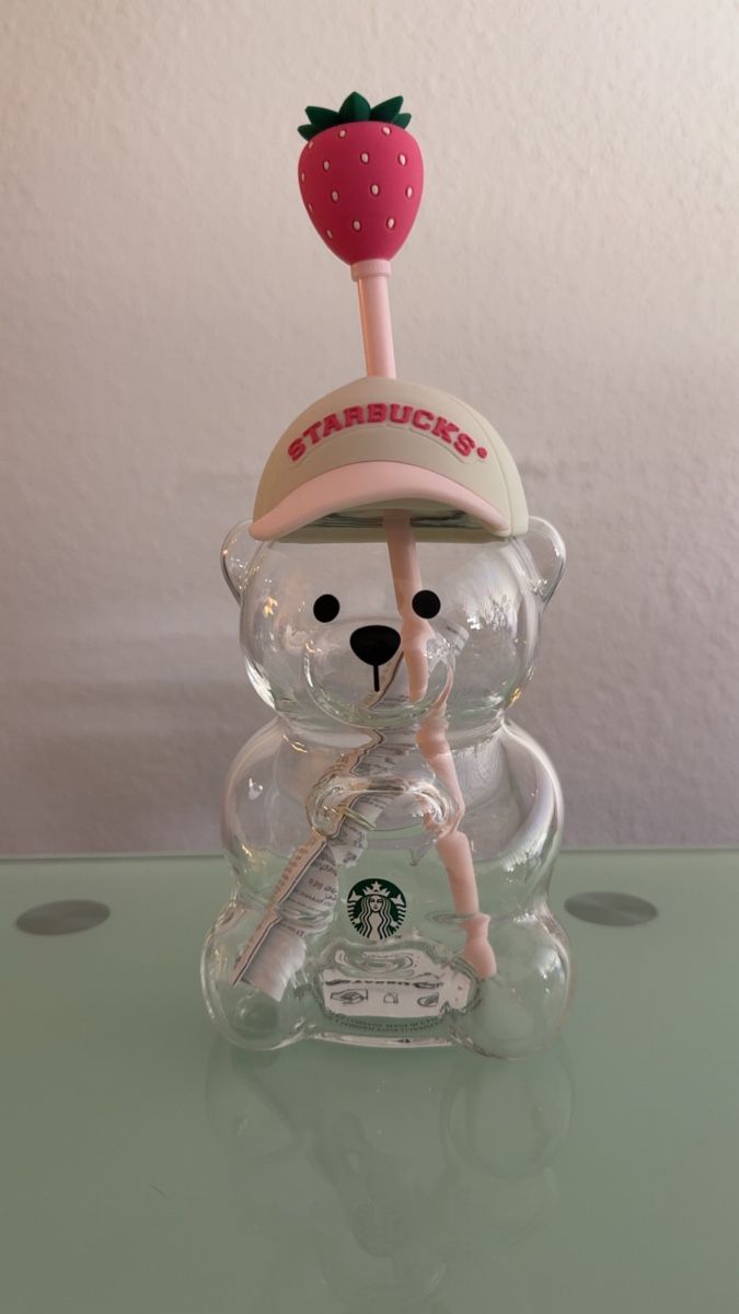 Starbucks Tazze: Starbucks Bear Becher mit Erdbeer-Deckel Originalverpackt! – Nuovo e nell'imballaggio originale da Sursee venduto da Lexi_ak 1