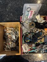 Lot bijoux fantaisie