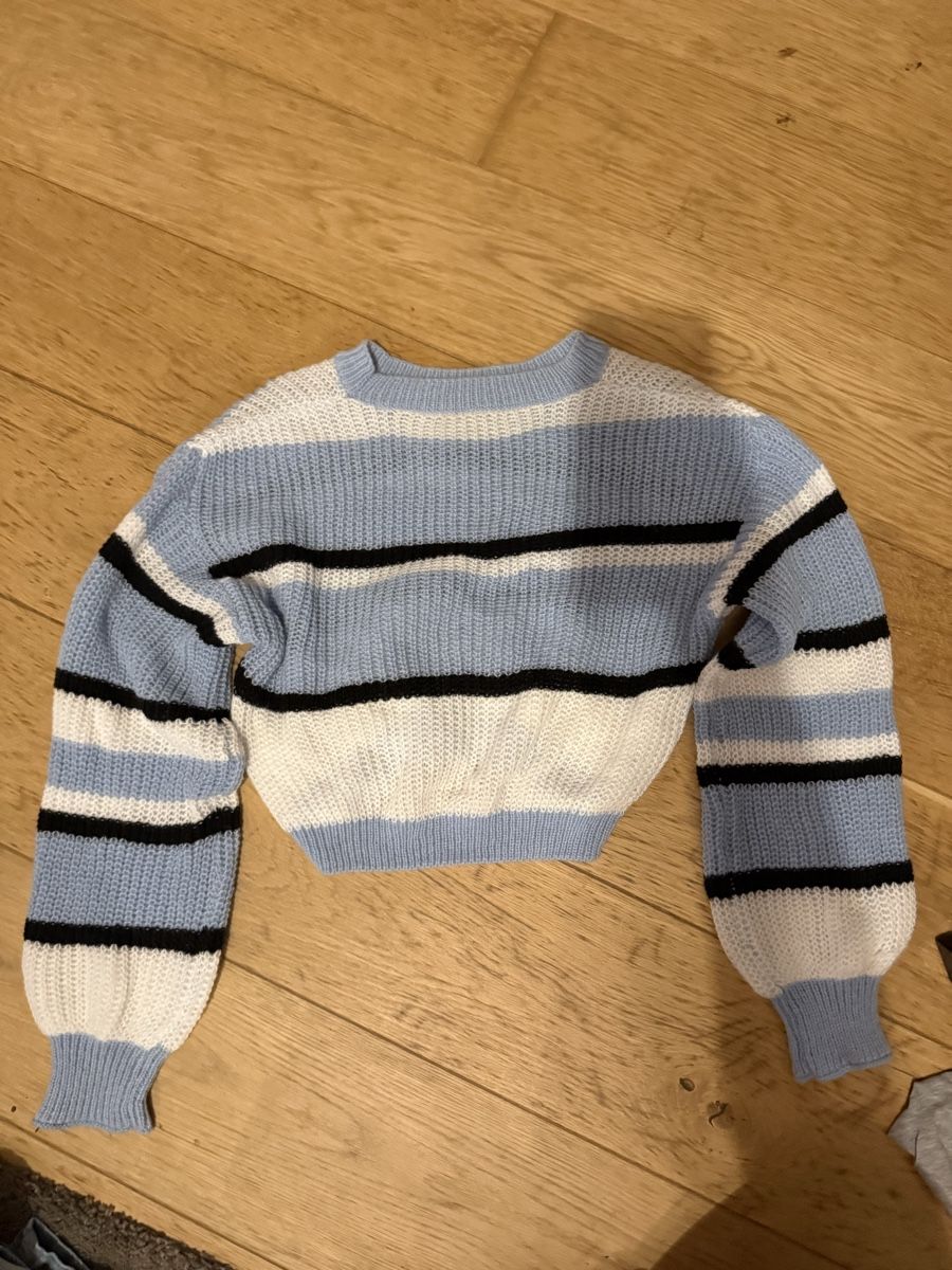 Shein Pulls & Sweat-shirts: Pullover gestreift Grösse L – D'occasion à Biberist par bierikim