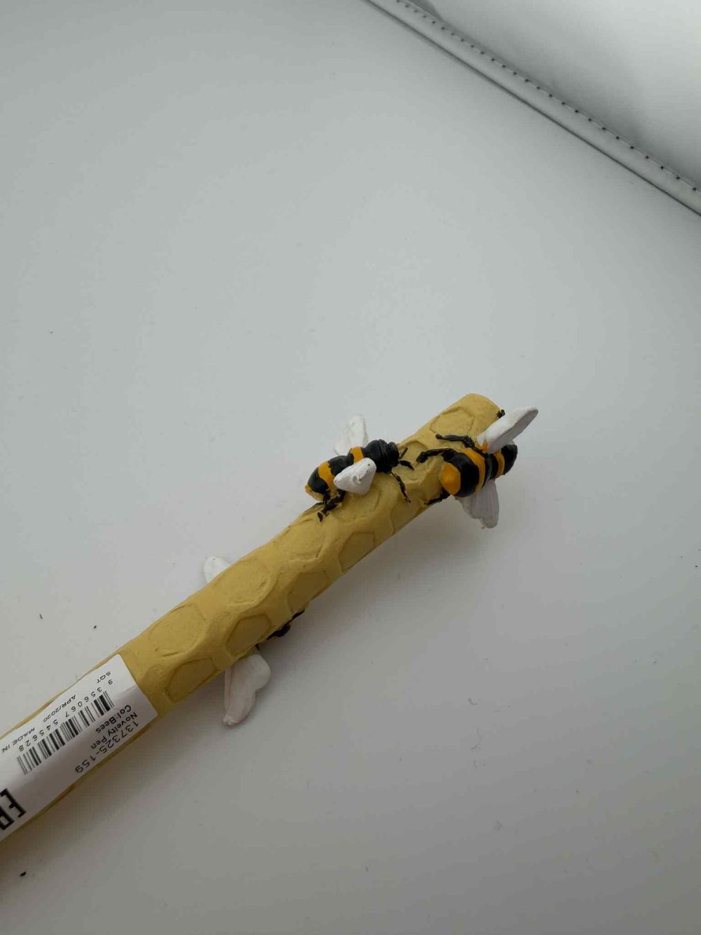 Spielzeuge: mit Bienendesign - Handgeschnitzt! ✅ – Neu und originalverpackt aus Riehen von edu_92w7 5