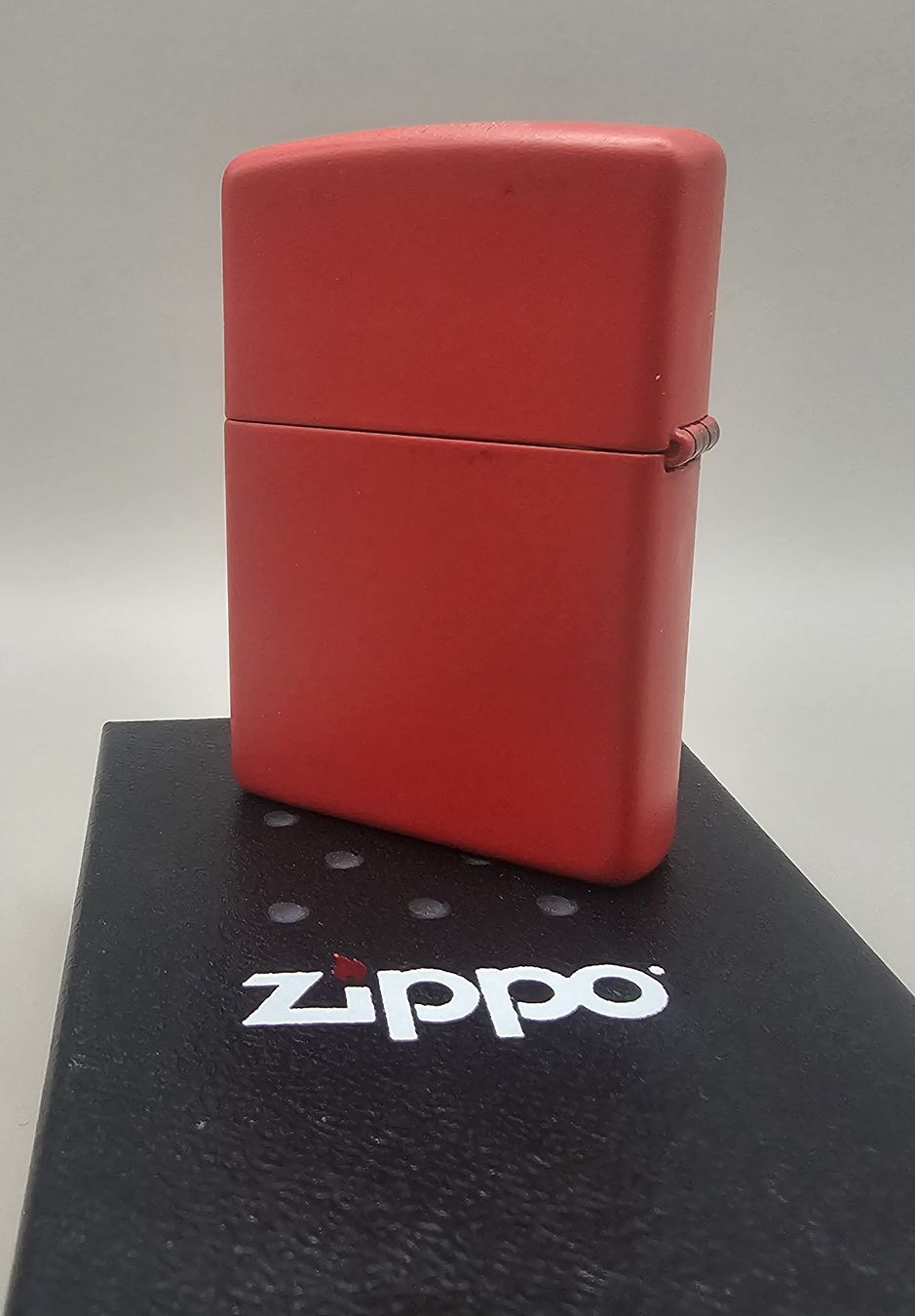 Zippo Accendini: Zippo Canada Red mat New box – Nuovo e nell'imballaggio originale da Pampigny venduto da Calypso06 2