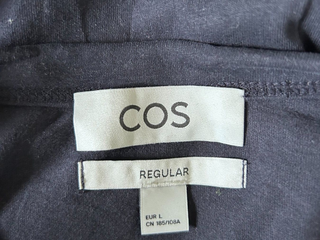 Cos T-shirt: Cos T-Shirt – Usato da St. Gallen venduto da look-twice 3