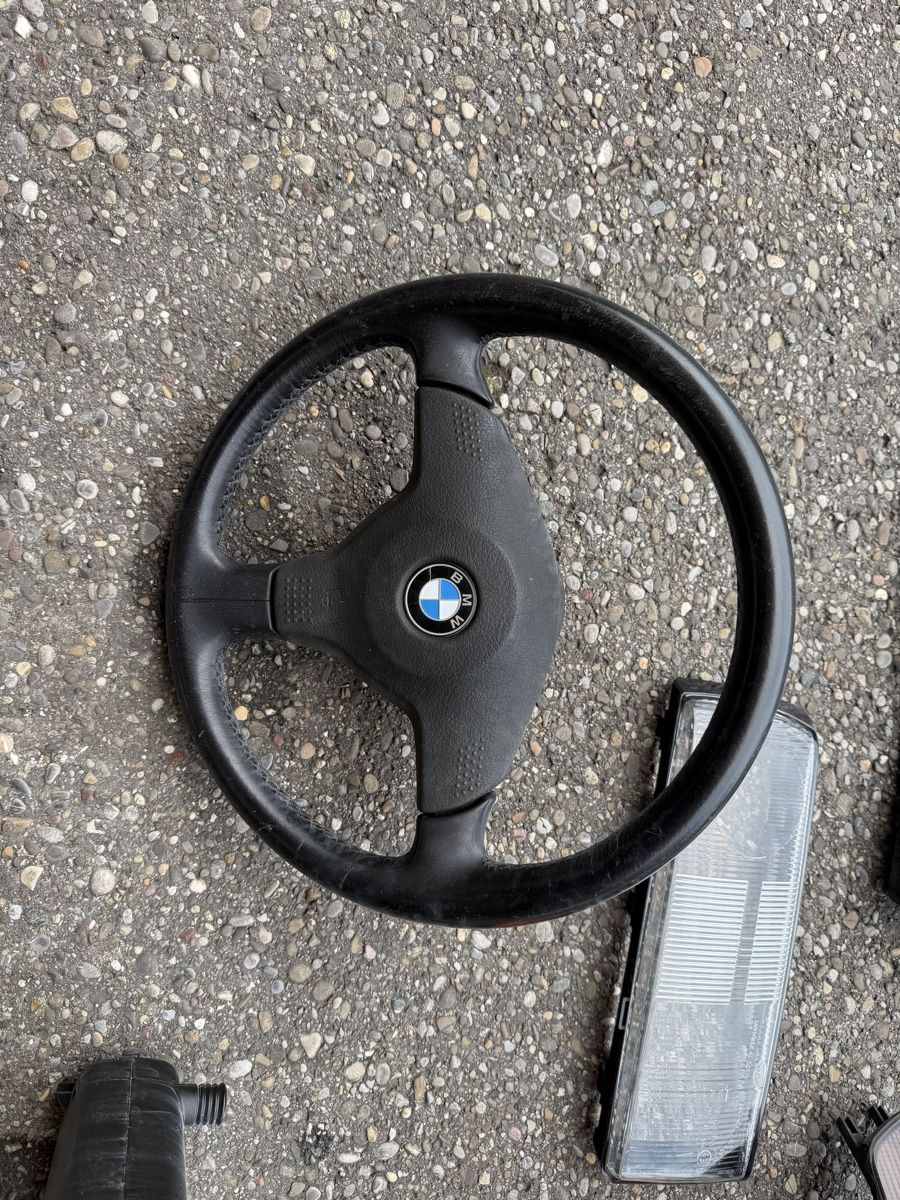 BMW Alle Autoersatzteile: BMW E31 Teile Konvolut Occasion – Gebraucht aus Bäch SZ von adr_xm62 6