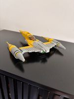 Vaisseau LEGO Star Wars Naboo Starfighter jaune monté