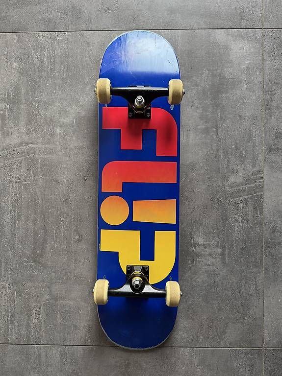 Skateboards: Skateboard – Gebraucht aus Mendrisio von def_vgy6
