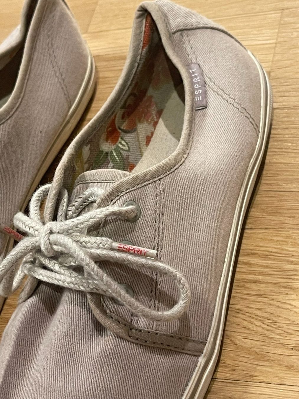Scarpe da donna: Esprit Stoffschuhe - Gr. 37 – Usato da Rheineck venduto da FGeissler