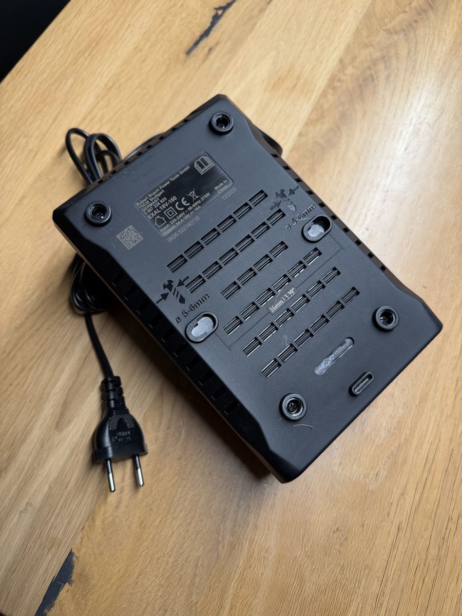 Bosch Caricatori & Batterie: Bosch Ladegerät EXAL 18V-160 – Nuovo (secondo la descrizione) da Grosswangen venduto da winkelfeld 4
