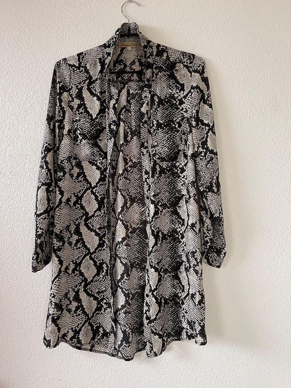 H&M Blusen: CAMEO ROSE (Indonesia) L XL / NP55CHF Python Tunika Bluse – Neu (gemäss Beschreibung) aus Kölliken von Prscoo 3