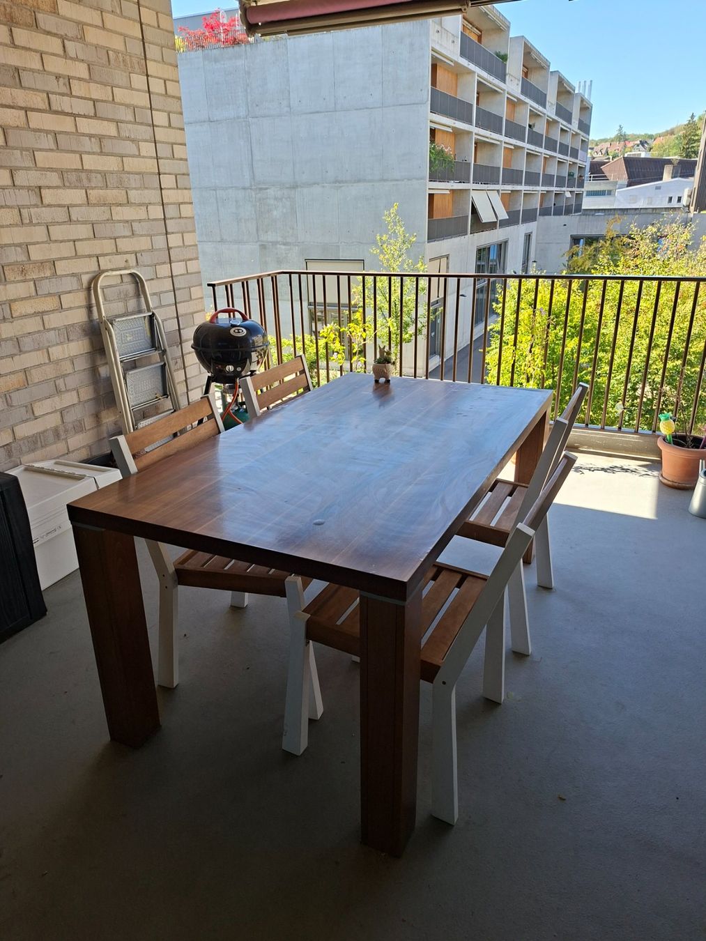 Tavoli: (Balkon-)Tisch mit 4 Stühlen – Usato da Liebefeld venduto da fio_xf7g 4