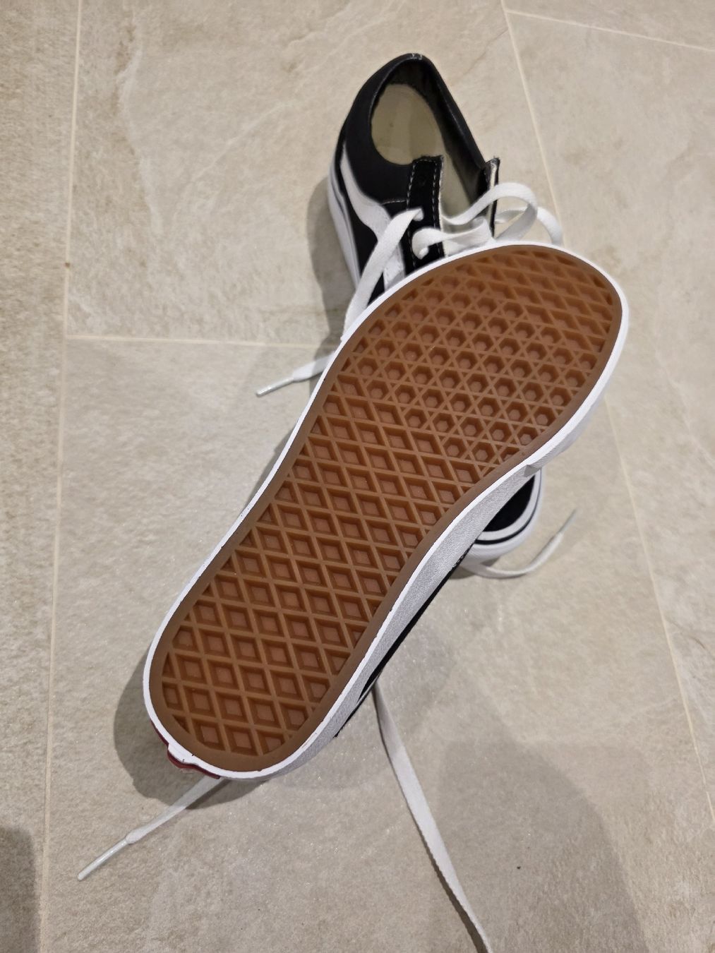 Vans Scarpe da uomo: Vans Old Skool Schuhe schwarz Grösse 38 Neu – Nuovo e nell'imballaggio originale da Toffen venduto da ver_x68f 2