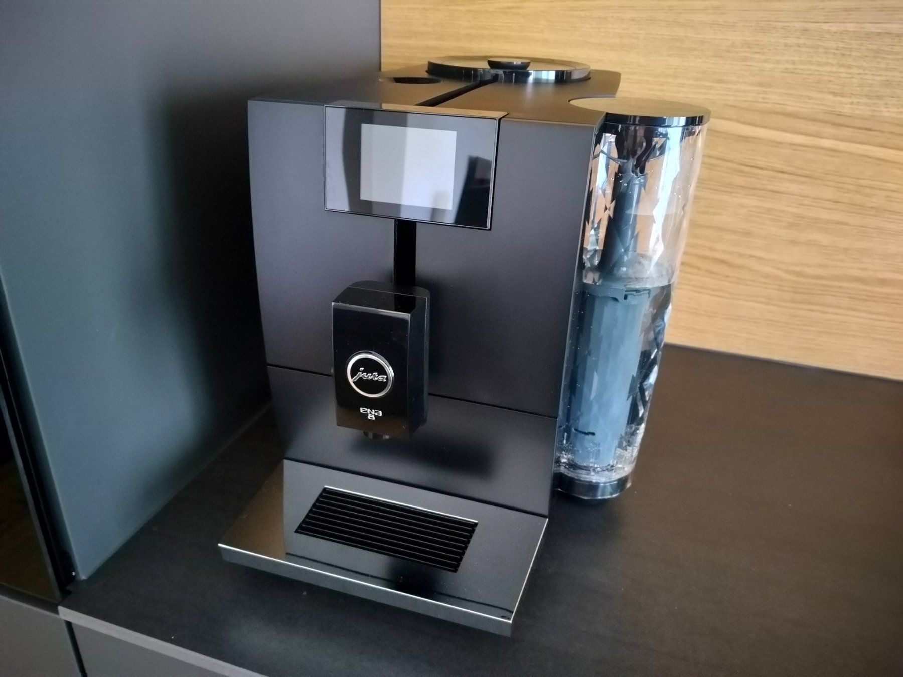 Jura ENA8 Kaffeevollautomat Kaffeemaschine 23 Mte Garantie (Gebraucht ...