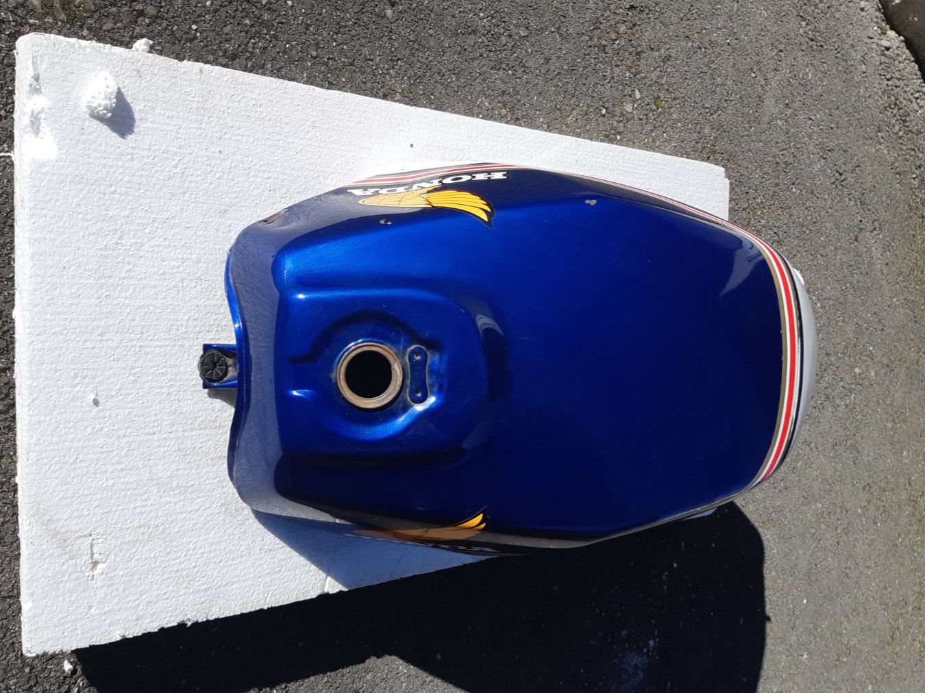 Honda Accessori per altri veicoli: Benzintank Honda VF1000R – Usato da Kleinlützel venduto da Jaguar60 1