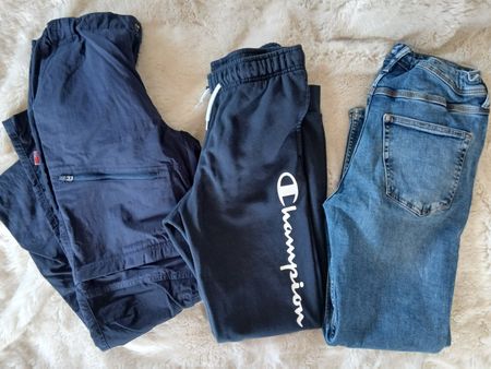 1x Zip-Off-Hose, 1x Trainerhose, 1x Jeans / Grösse 152- 158