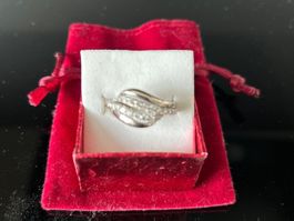 Silberring mit Zirkonias