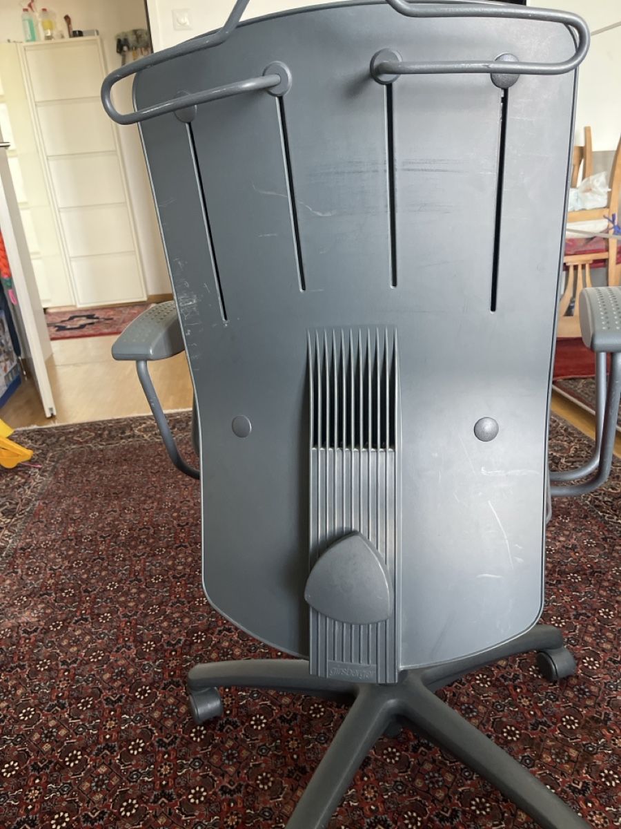 Chaises: Bürostuhl rot gebraucht – D'occasion à Zürich par Ahuran 1