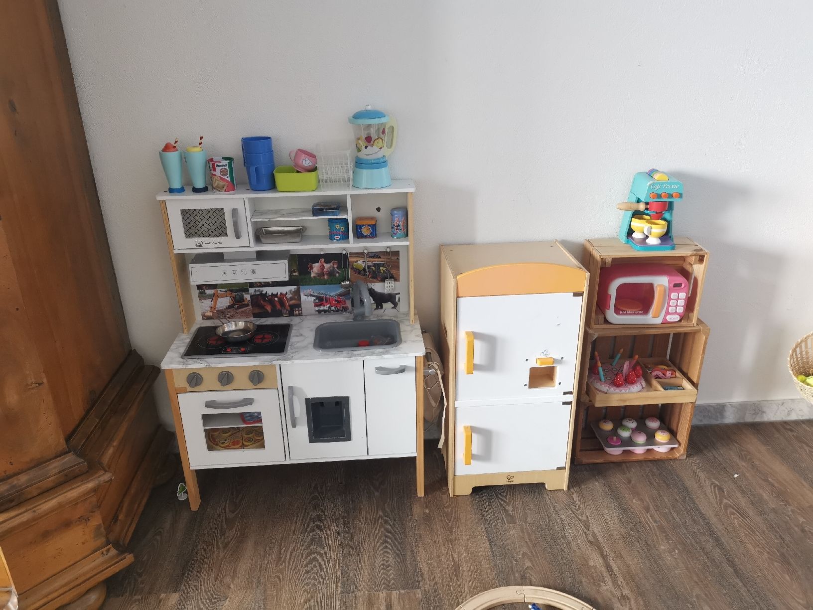 Bea Giocattoli: Kinder-Küche mit viel zubehör – Usato da Oberdorf BL venduto da sar_sh66