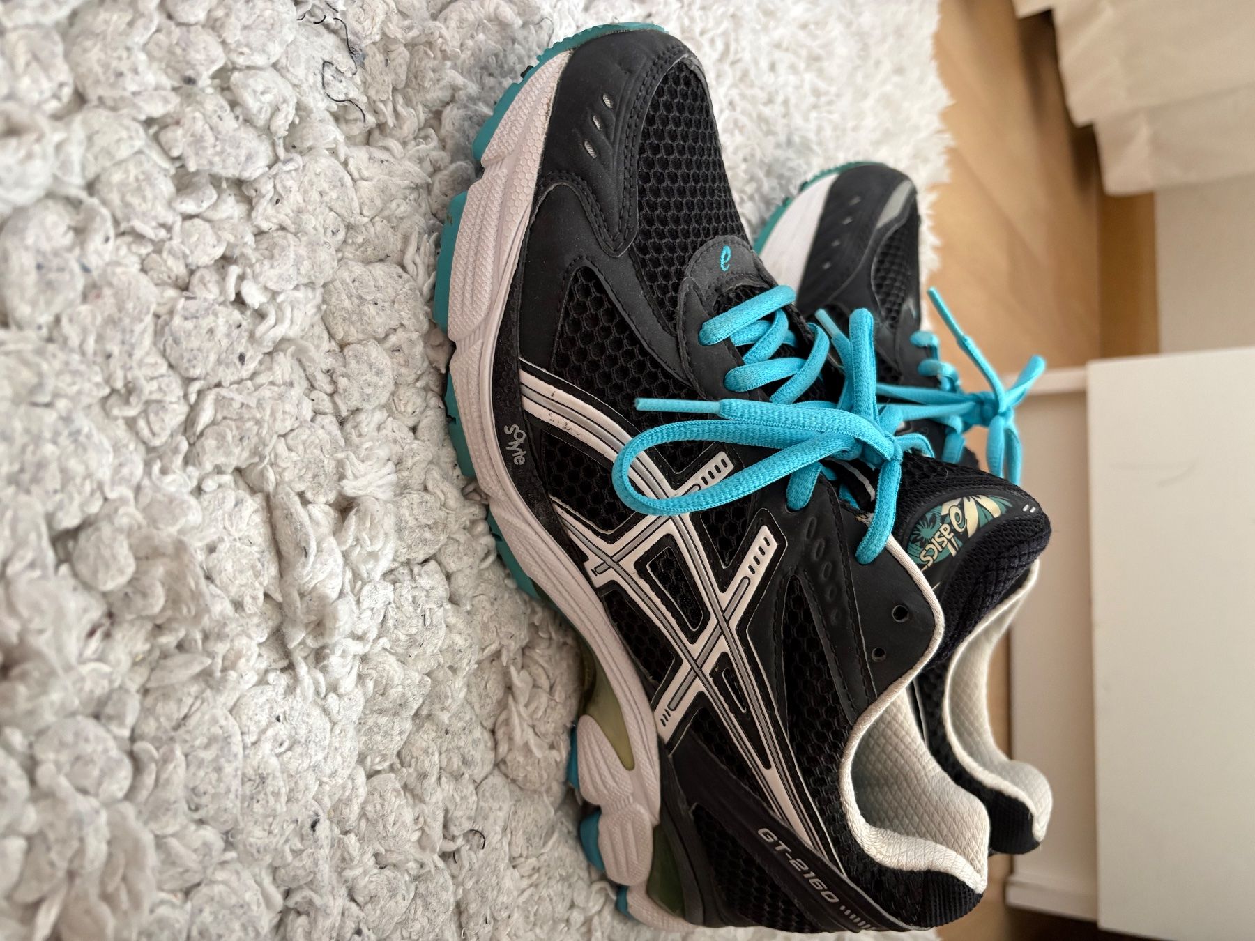 Asics Chaussures hommes: Sneakers – D'occasion à Zunzgen par mel_y6w2