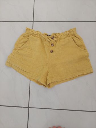 Shorts Okaidi gelb Grösse 128cm guter Zustand