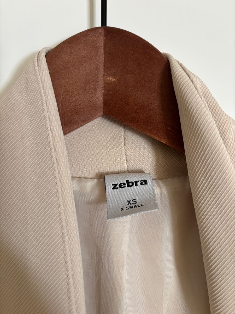 Ensembles & Tailleurs: Blazer in beige – D'occasion à Basel par rebecca_b 1