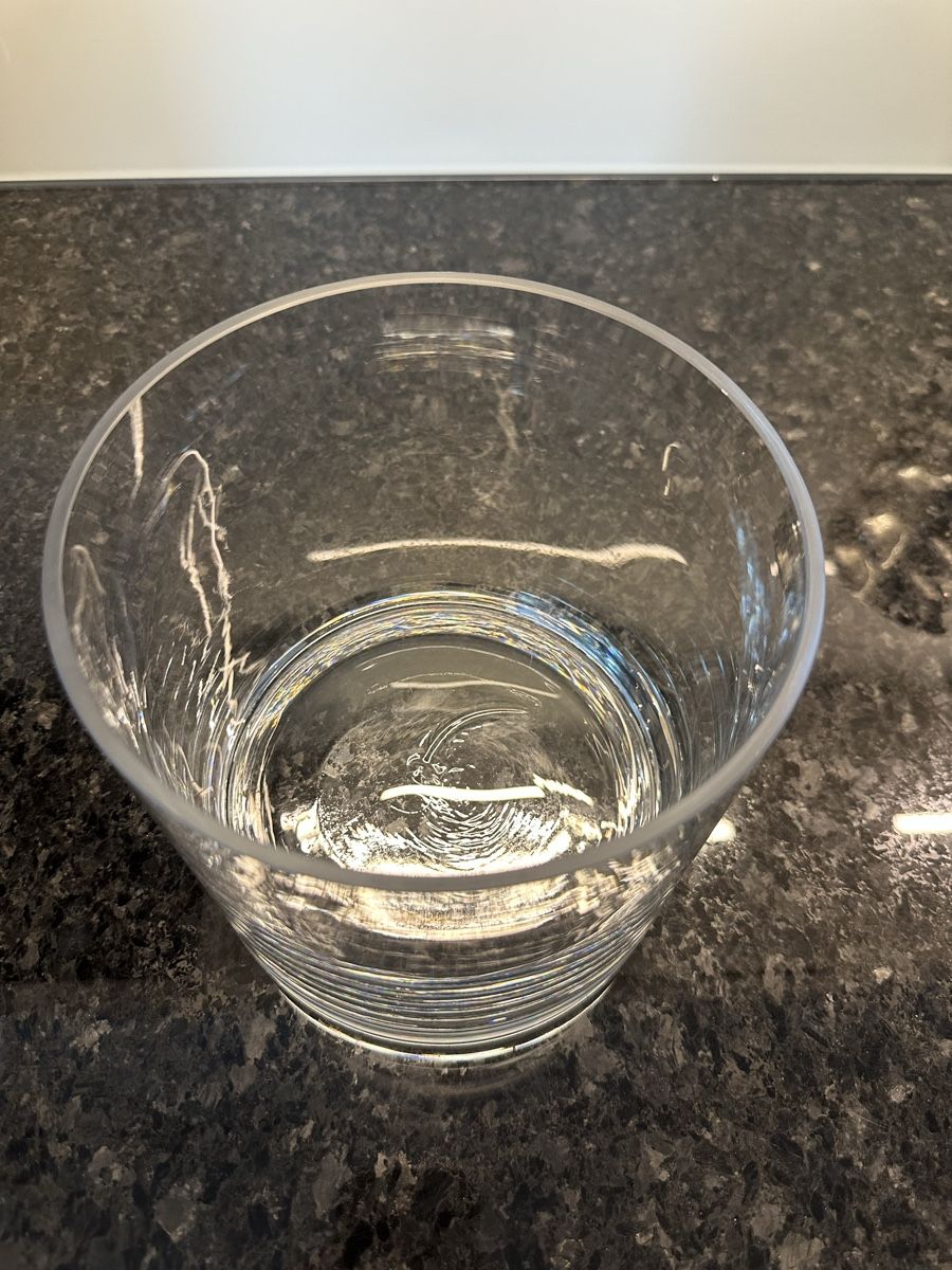 Vasi & Recipienti: Blumenvase, transparent und zeitlos – Usato da Zürich venduto da von_7vbl 1