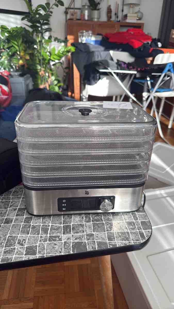 WMF Küchengeräte: Déshydrateur alimentaire WMF, argenté, comme neuf – Neu (gemäss Beschreibung) aus Carouge GE von joey.79