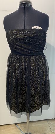 Trägerloses Kleid Gr. 42 schwarz Paillettenoptik neuwertig 