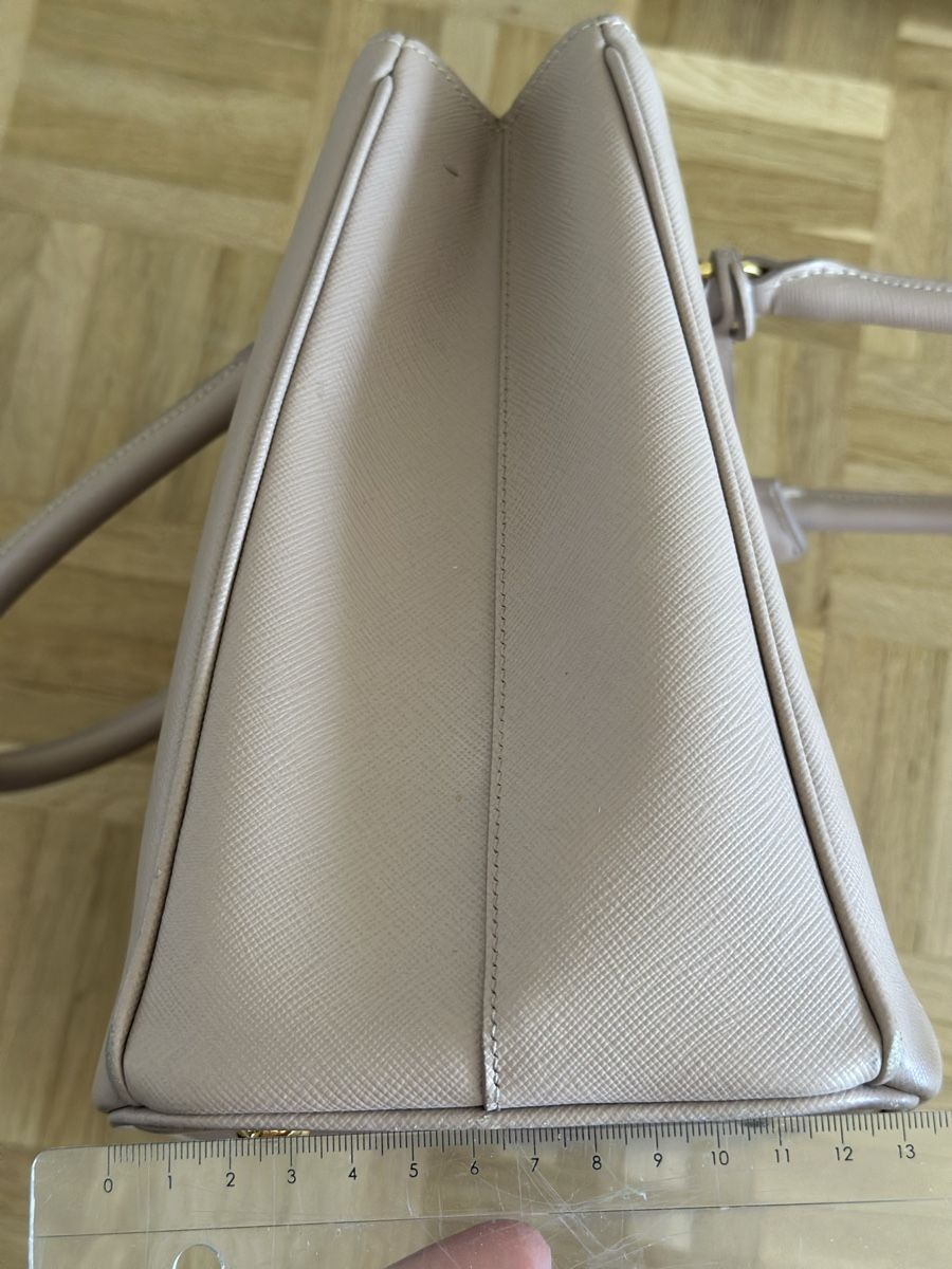 Prada Borse da donna: Prada Galleria Bag, Rosa Beige – Usato da Zollikon venduto da Kerry85 6