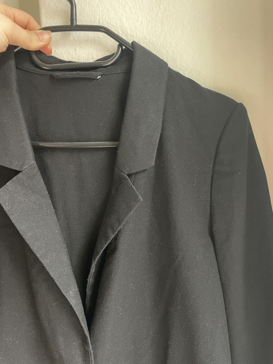 Giacche: Schwarzer Blazer, Grösse S/M – Usato da Zürich venduto da Carlajimena 3