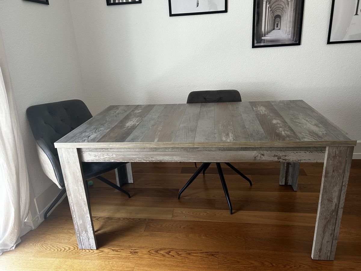 Tables: Esstisch – D'occasion à Biel/Bienne par Nadj_27AG