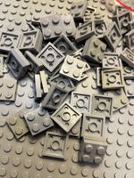 Lego 50 x Platten 2x2 (3022) hellgrau