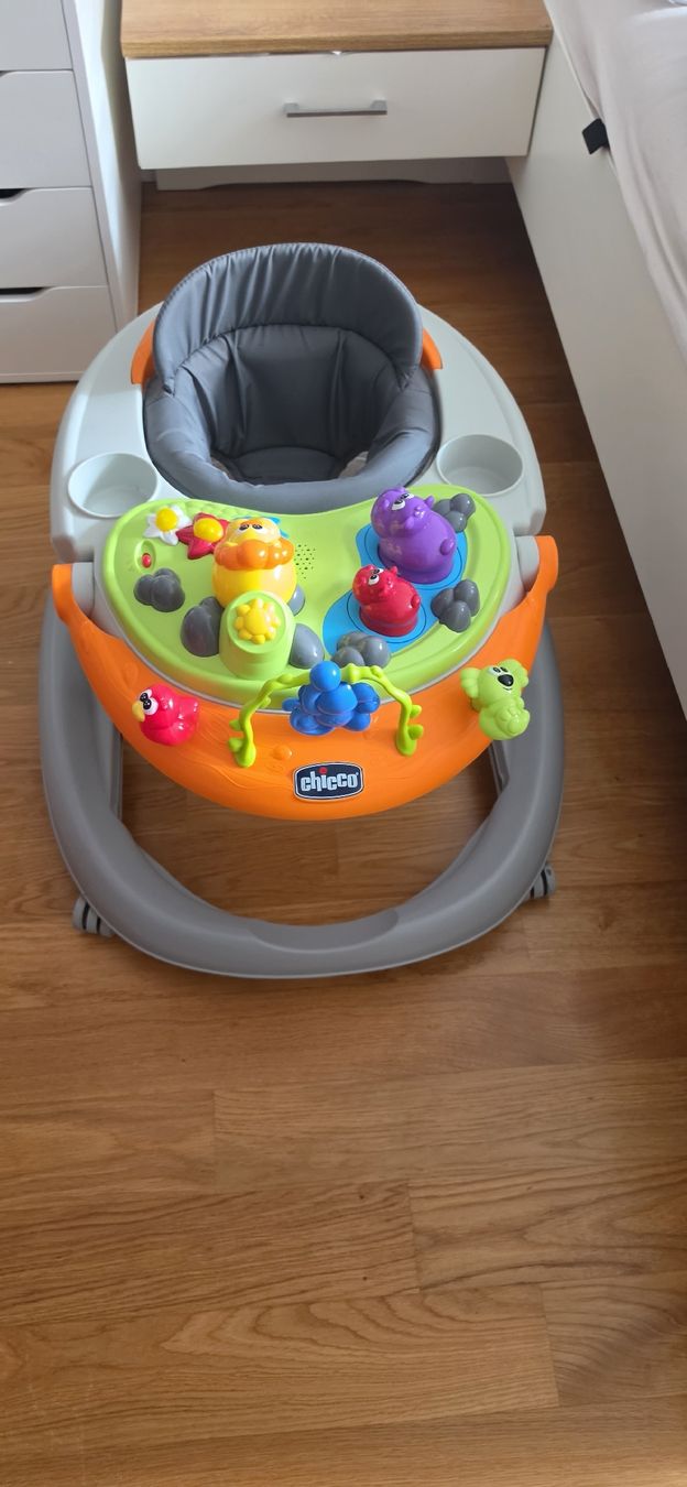 Chicco Carrozzine: Baby Laufhilfe Chicco – Usato da Suhr venduto da AleksZ1994 1