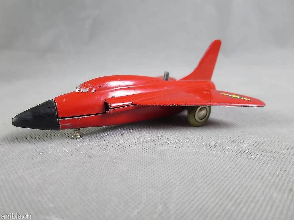 Schuco Modellbausätze & Standmodelle: Schuco Micro Jet 1033 Douglas Skyray – Gebraucht aus Zürich von axolottchen 4