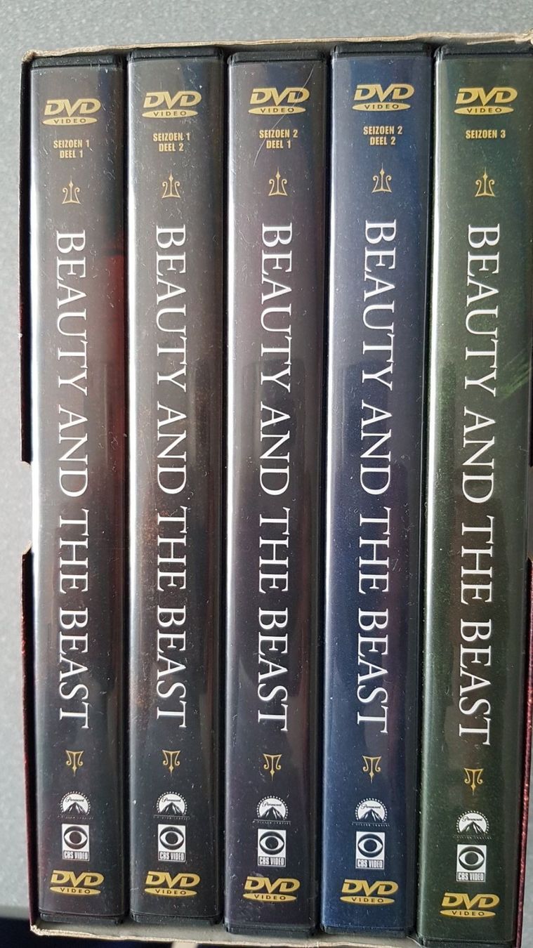Tutti i DVDs: DVD Beauty and the Beast Complete Collec – Usato da Oetwil am See venduto da fineli2 1