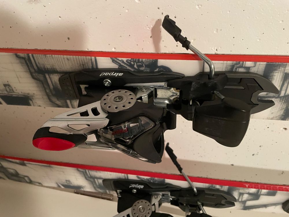 K2 skis Public Enemy (Gebraucht) in Begnins für CHF 79 – nur Abholung ...