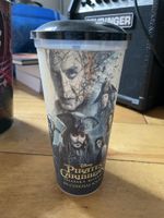 Pirates of the Caribbean Trinkbecher mit Deckel