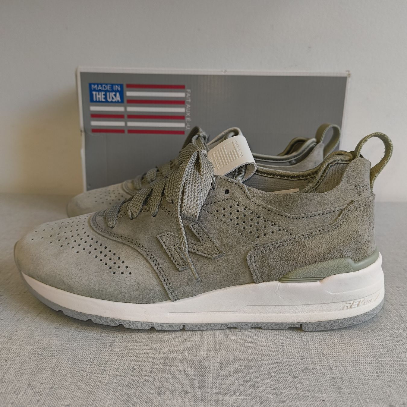 New Balance Scarpe da uomo: New Balance M997DT2 Sneaker Gr. 44.5 /US 10.5 – Nuovo e nell'imballaggio originale da Uitikon Waldegg venduto da PJLS1 3