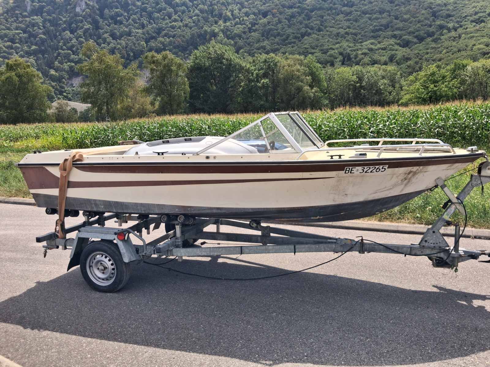 Barche: bateau sans moteur avec romorque – Usato da Vevey venduto da gocedaca 7