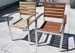 2er Set Gartenstühle aus Holz und Alu, stapelbar