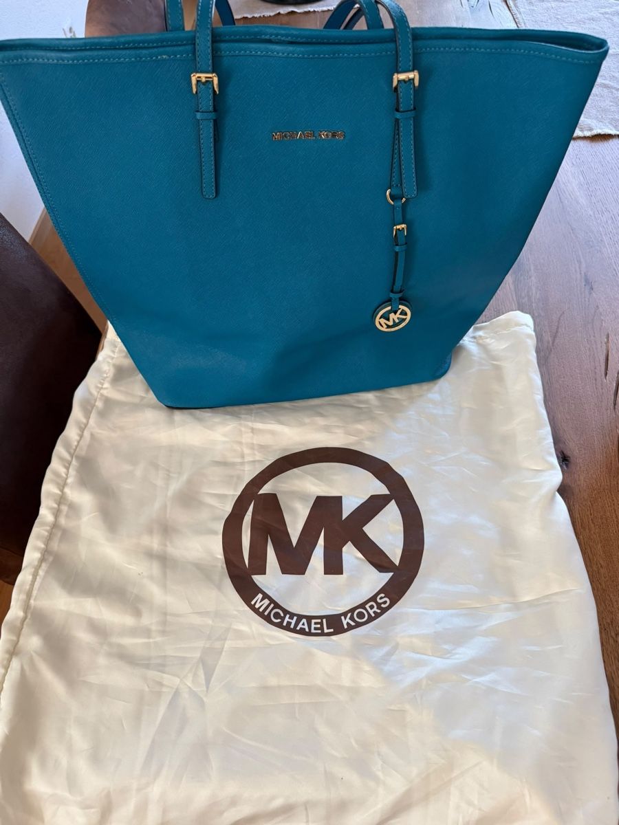 Michael Kors Taschen für Damen: Michael Kors Tasche – Gebraucht aus Basel von lau_lks8