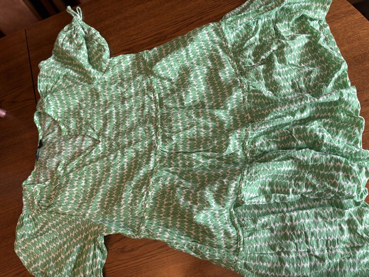 Kleider: Robe M&S taille EUR 44 – Gebraucht aus Attalens von Skorpionica 2