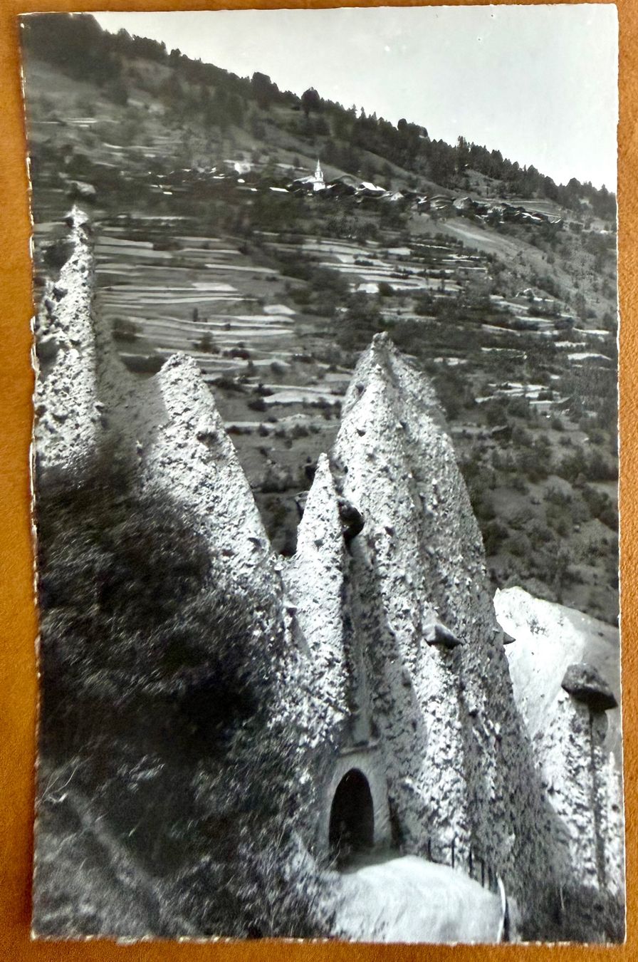 Cartoline postali: Euseigne - Pyramides & Hérémence – Usato da Lutry venduto da Ediego