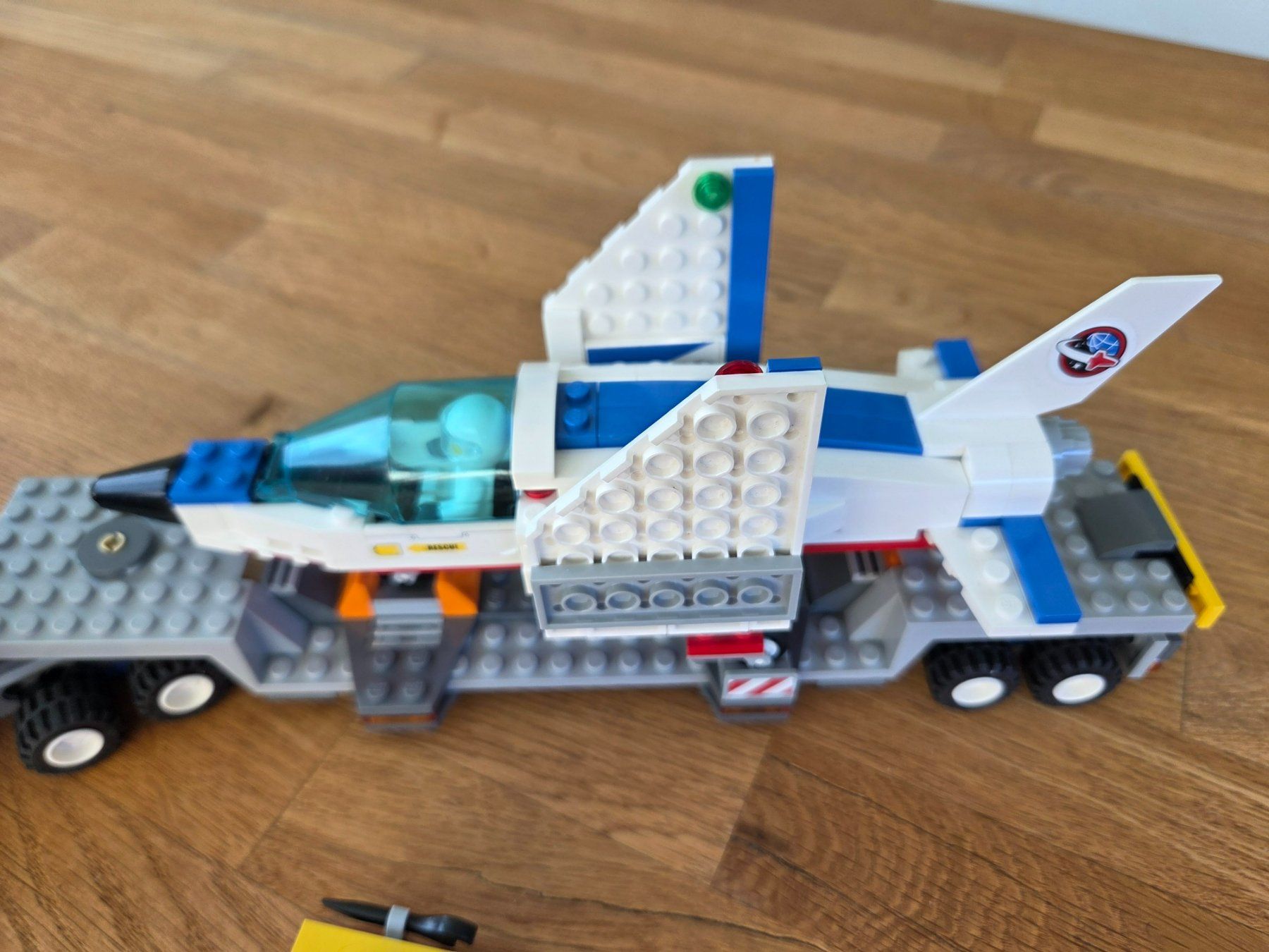 Lego Kit di costruzioni: Lego 60079 Training Jet Transporter – Usato da Thun venduto da Reda68 2