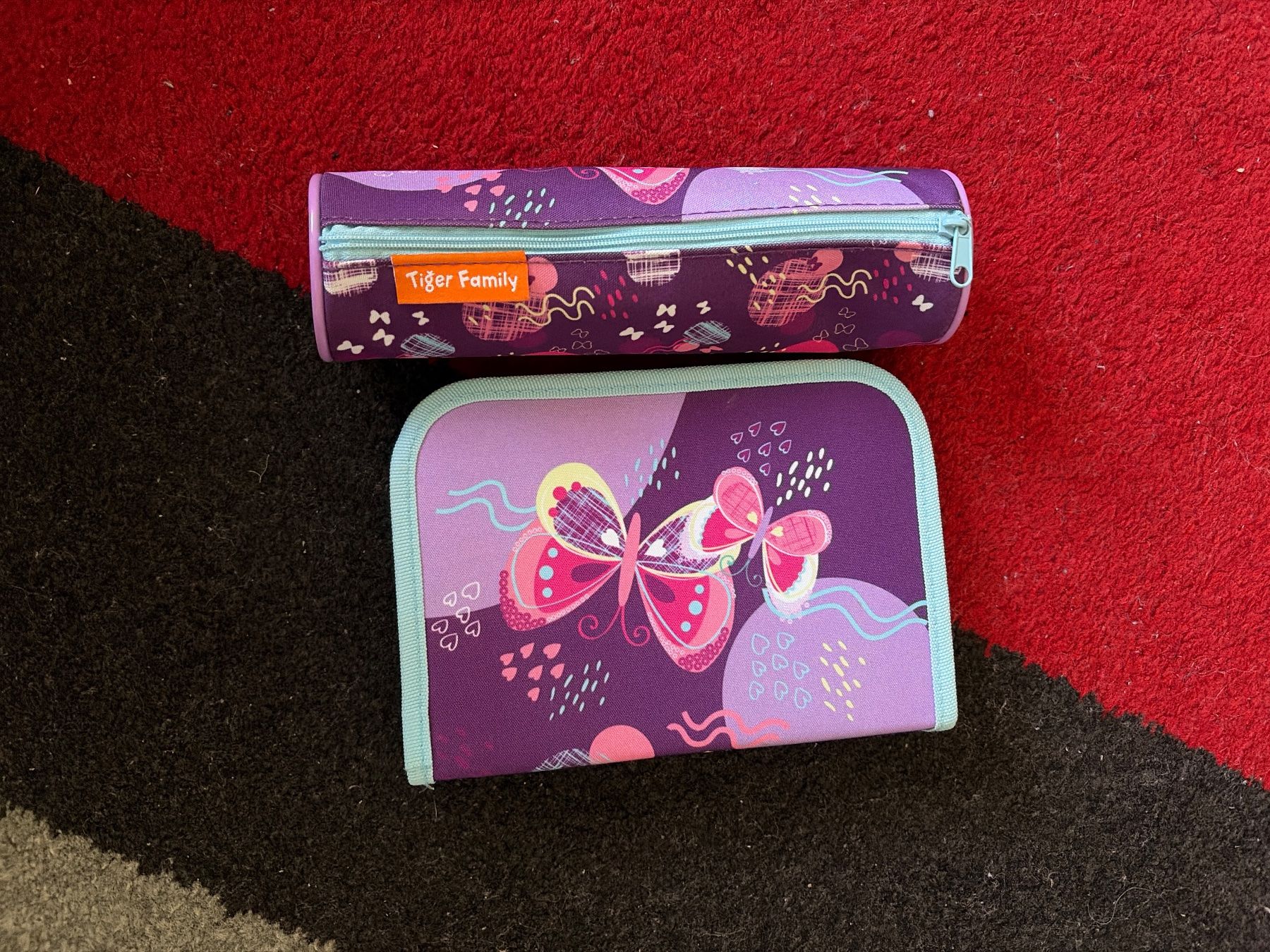 Kindertaschen: Schul Material Set Mädchen – Gebraucht aus Ittigen von tij_dvs7 3