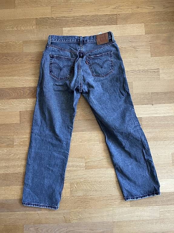 Levi's Jeans: Levi's Jeans Hellgrau Grösse W29 L30 – Usato da Bern venduto da Zentro 1