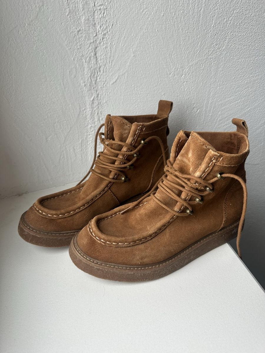 Scarpe da donna: Brown Velor Leather Shoes – Usato da Uster venduto da Monika_OB