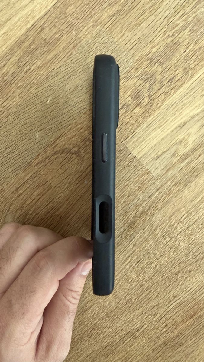 Coques & Protection écran: iPhone 17 pro Silikon Handyhülle – D'occasion à Zürich par zc_as 3