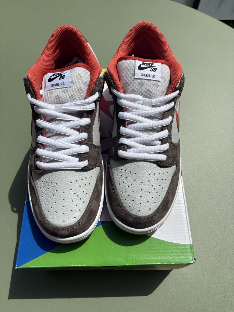 Nike Scarpe da uomo: Nike SB Dunk Low Crushed D.C. - Grösse 45 – Nuovo (secondo la descrizione) da Altdorf UR venduto da POSE1DON 2
