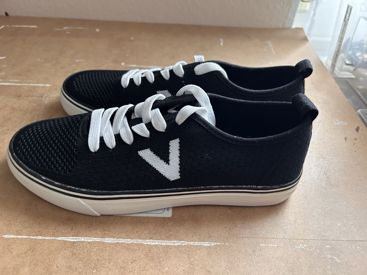 Scarpe da donna: Turnschuhe grösse 39 – Usato da Bern venduto da Dafi7 2