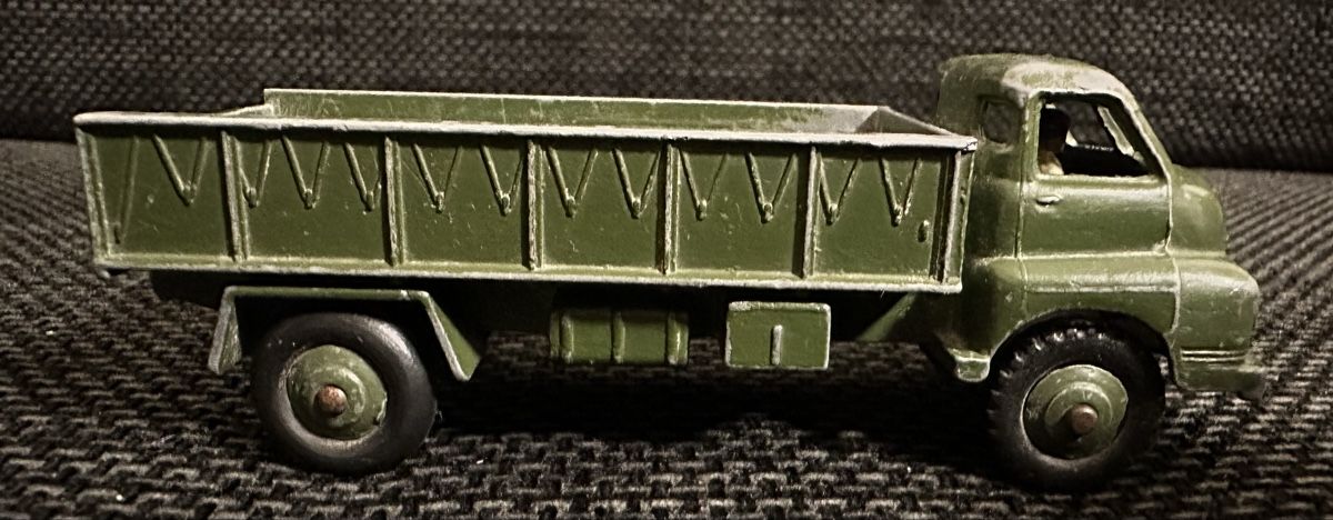 Dinky Toys Modellini d'auto: Dinky Toys Militär Army Wagon – Usato da affoltern am albis venduto da bakee 3